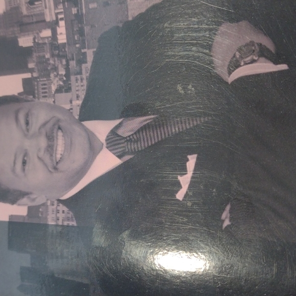 Signed copy crisis in the village by Robert Franklin - Picture 7 of 8